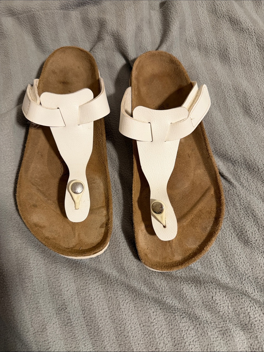 Birki's Women's White Leather Toe-Post Sandals